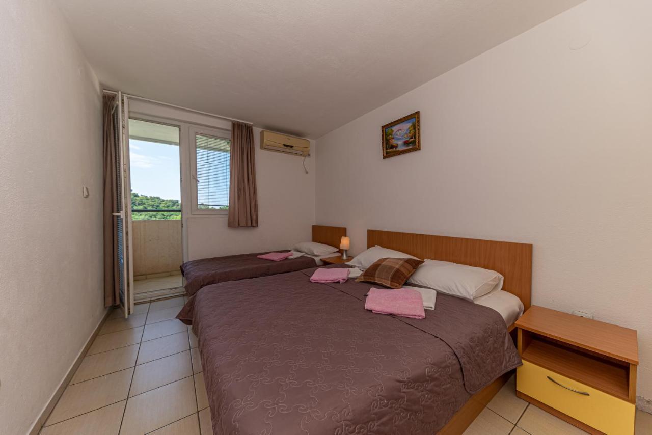 Apartment Knezevic Petrovac Ngoại thất bức ảnh