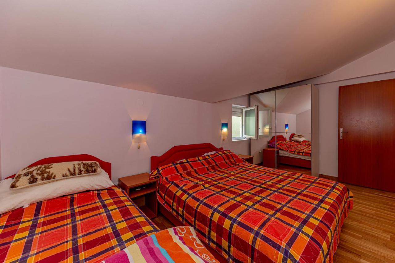 Apartment Knezevic Petrovac Ngoại thất bức ảnh