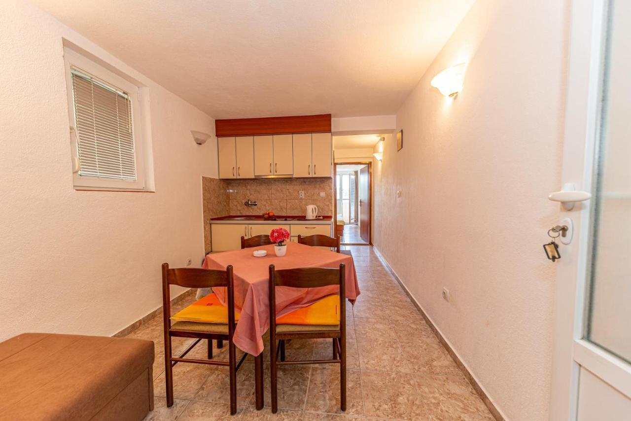 Apartment Knezevic Petrovac Ngoại thất bức ảnh