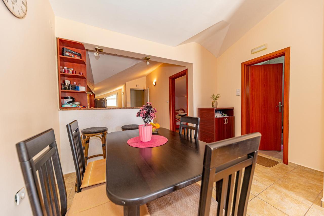 Apartment Knezevic Petrovac Ngoại thất bức ảnh
