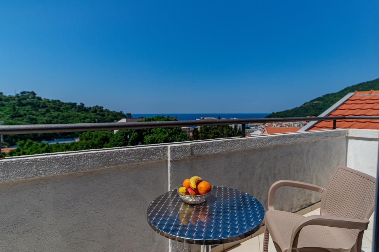 Apartment Knezevic Petrovac Ngoại thất bức ảnh