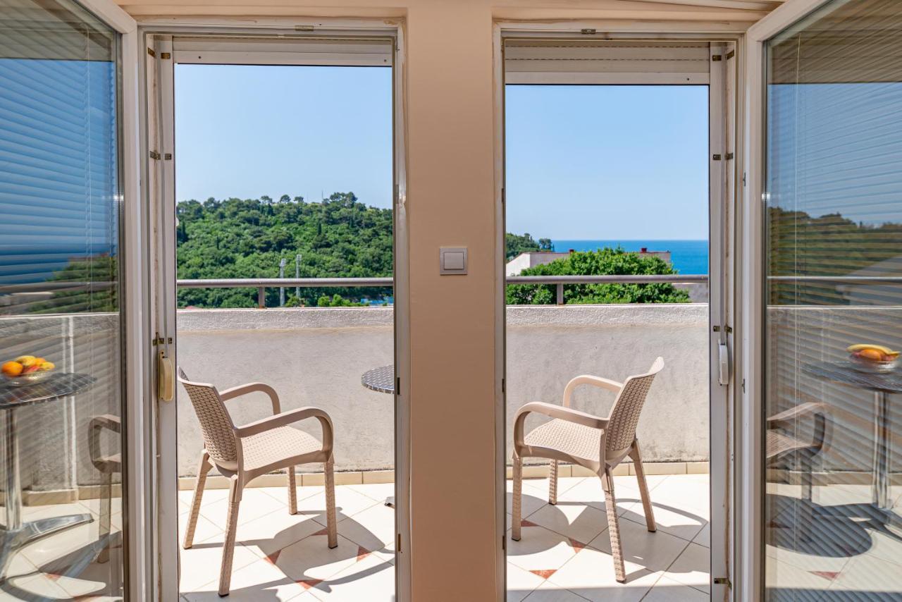 Apartment Knezevic Petrovac Ngoại thất bức ảnh