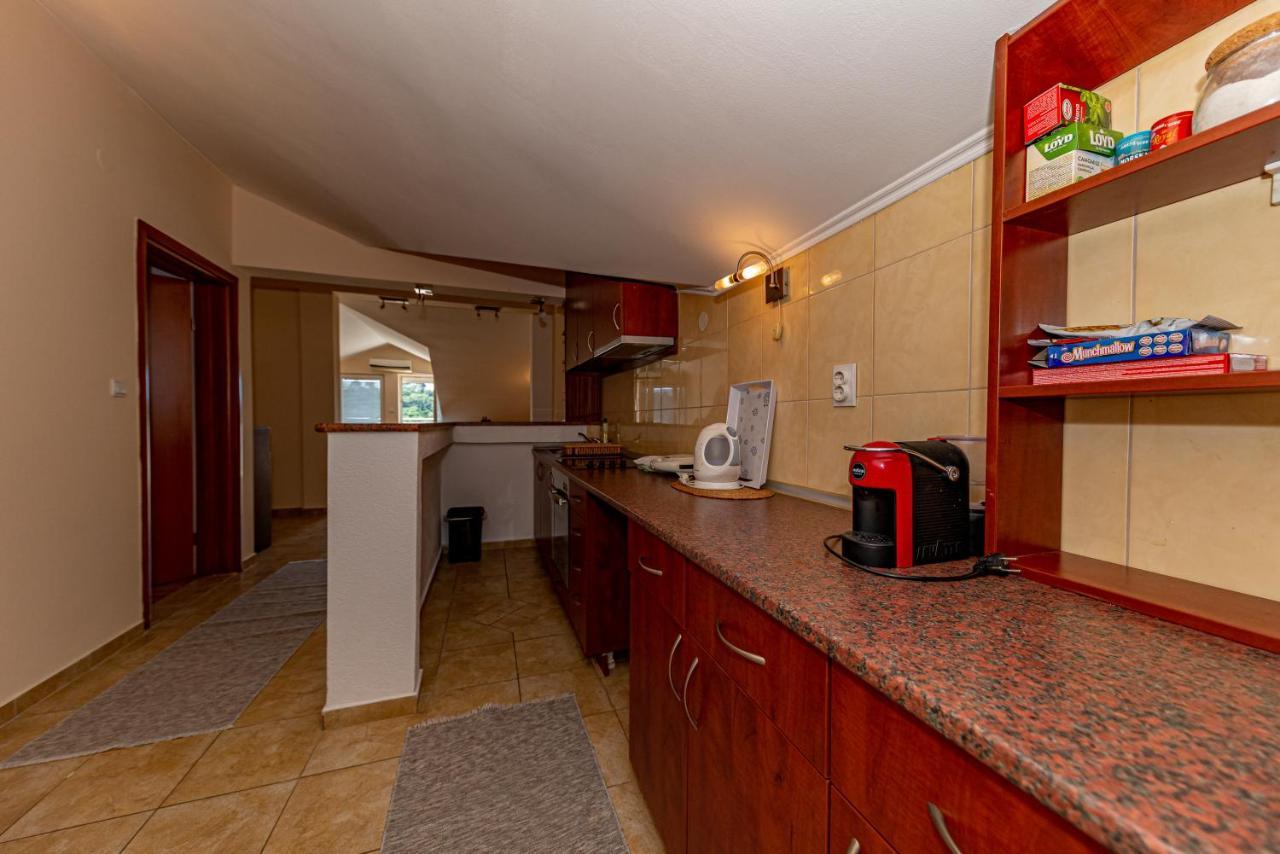 Apartment Knezevic Petrovac Ngoại thất bức ảnh