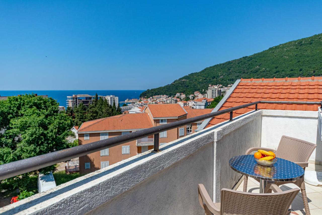 Apartment Knezevic Petrovac Ngoại thất bức ảnh