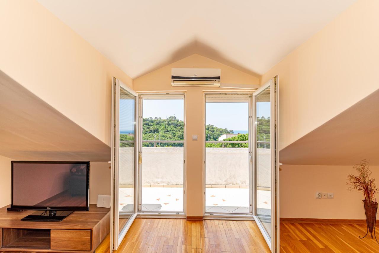 Apartment Knezevic Petrovac Ngoại thất bức ảnh